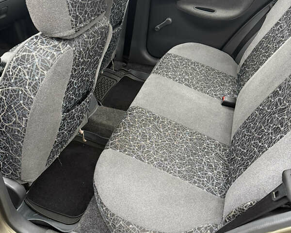 Зеленый Дэу Сенс, объемом двигателя 1.3 л и пробегом 142 тыс. км за 3000 $, фото 12 на Automoto.ua