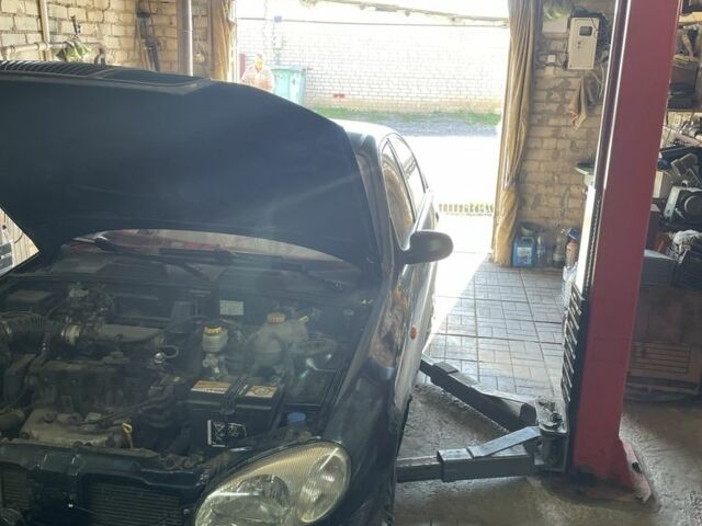 Зеленый Дэу Сенс, объемом двигателя 1.5 л и пробегом 290 тыс. км за 2000 $, фото 3 на Automoto.ua