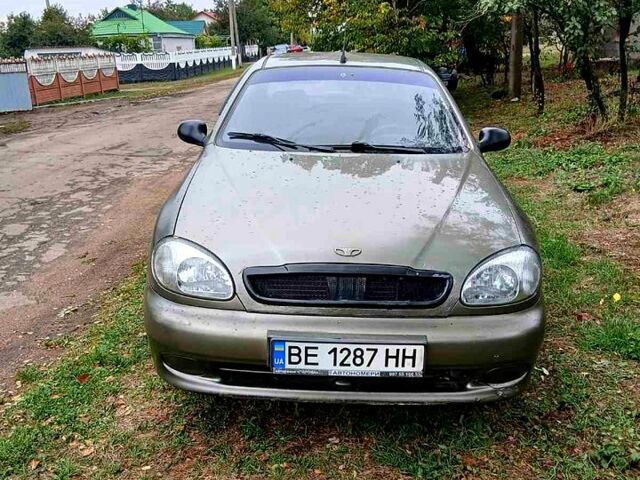 Зеленый Дэу Сенс, объемом двигателя 1.3 л и пробегом 200 тыс. км за 1400 $, фото 3 на Automoto.ua