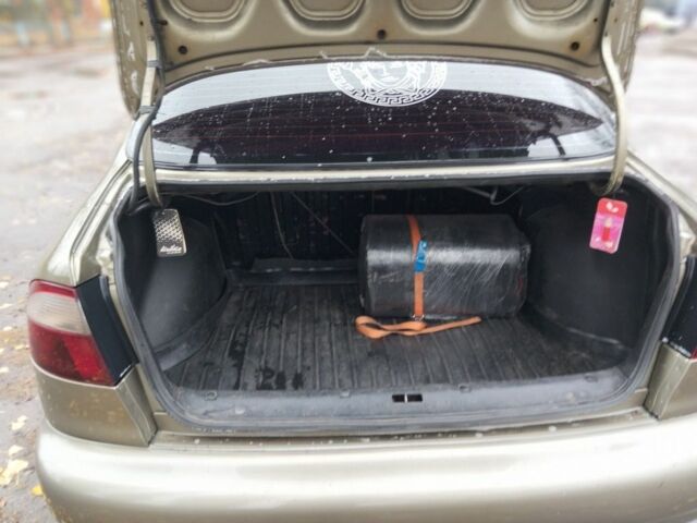 Зеленый Дэу Сенс, объемом двигателя 1.4 л и пробегом 376 тыс. км за 1699 $, фото 6 на Automoto.ua