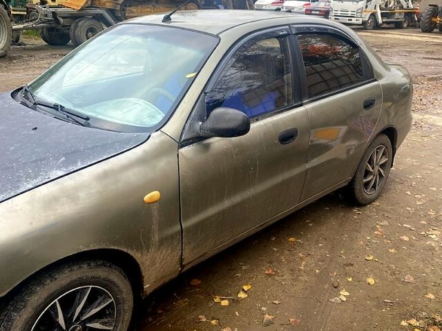 Зеленый Дэу Сенс, объемом двигателя 1.3 л и пробегом 173 тыс. км за 1500 $, фото 7 на Automoto.ua