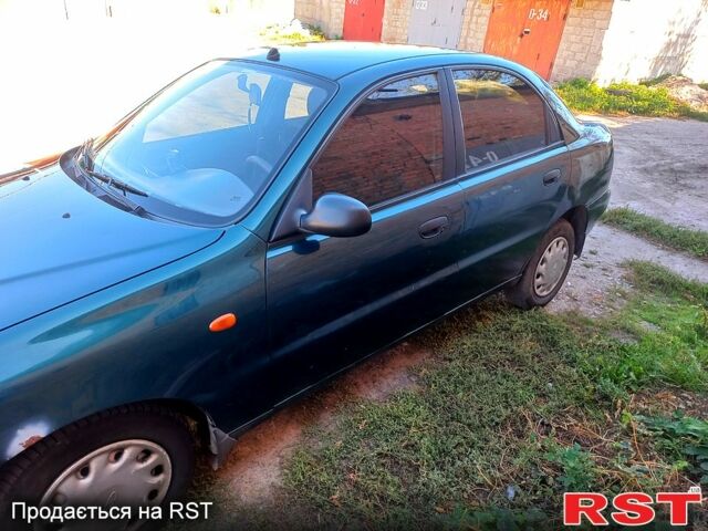 Зеленый Дэу Сенс, объемом двигателя 1.3 л и пробегом 236 тыс. км за 1700 $, фото 2 на Automoto.ua