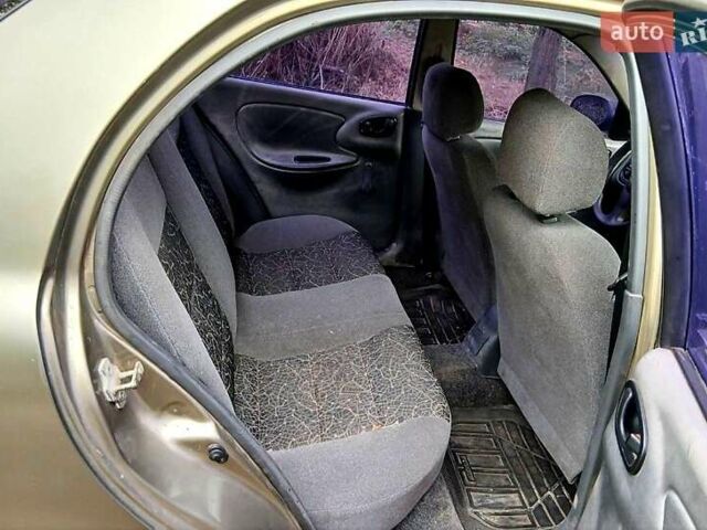 Зеленый Дэу Сенс, объемом двигателя 1.3 л и пробегом 200 тыс. км за 1400 $, фото 4 на Automoto.ua