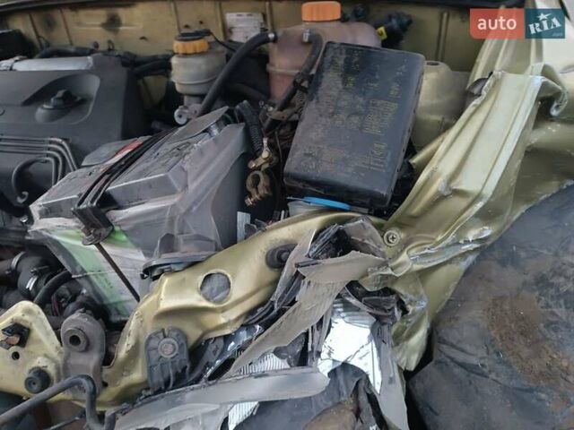 Зелений Деу Сенс, об'ємом двигуна 1.4 л та пробігом 190 тис. км за 700 $, фото 7 на Automoto.ua