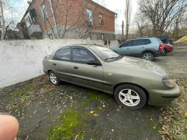 Зеленый Дэу Сенс, объемом двигателя 1.5 л и пробегом 150 тыс. км за 2400 $, фото 6 на Automoto.ua