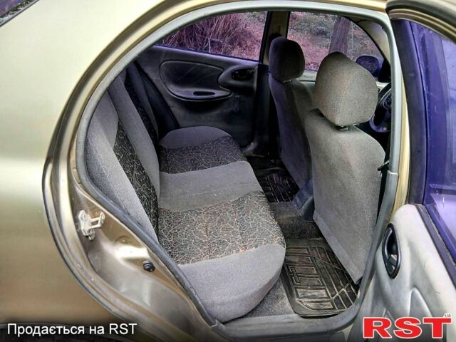 Зеленый Дэу Сенс, объемом двигателя 1.3 л и пробегом 200 тыс. км за 1400 $, фото 5 на Automoto.ua