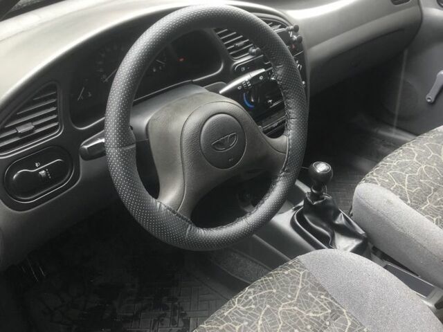 Зелений Деу Сенс, об'ємом двигуна 1.4 л та пробігом 205 тис. км за 1900 $, фото 7 на Automoto.ua