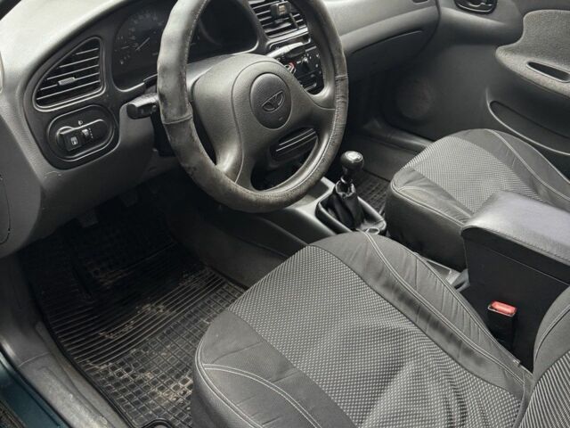 Зелений Деу Сенс, об'ємом двигуна 1.5 л та пробігом 300 тис. км за 1700 $, фото 5 на Automoto.ua