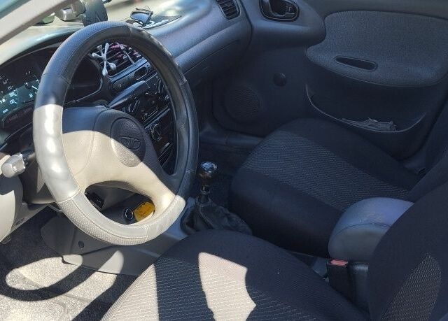 Зелений Деу Сенс, об'ємом двигуна 1.4 л та пробігом 240 тис. км за 2100 $, фото 6 на Automoto.ua