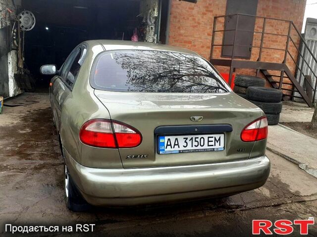 Зеленый Дэу Сенс, объемом двигателя 1.3 л и пробегом 140 тыс. км за 1700 $, фото 1 на Automoto.ua