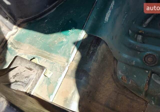 Зелений Деу Сенс, об'ємом двигуна 1.3 л та пробігом 120 тис. км за 2000 $, фото 26 на Automoto.ua