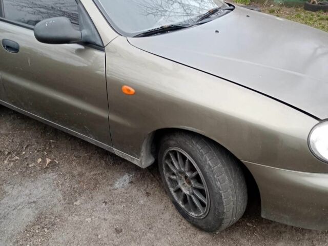 Зеленый Дэу Сенс, объемом двигателя 1.5 л и пробегом 120 тыс. км за 1500 $, фото 6 на Automoto.ua