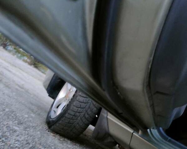 Зеленый Дэу Сенс, объемом двигателя 1.4 л и пробегом 180 тыс. км за 2200 $, фото 7 на Automoto.ua