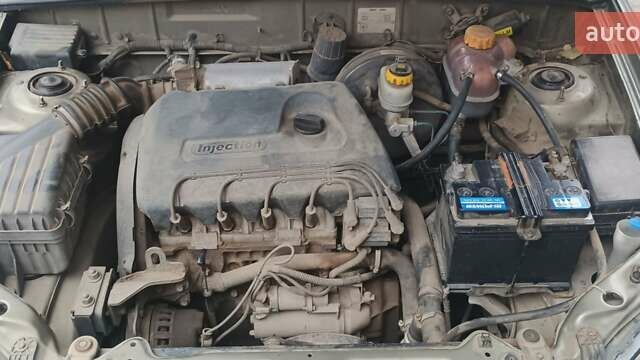 Зеленый Дэу Сенс, объемом двигателя 1.3 л и пробегом 109 тыс. км за 2100 $, фото 3 на Automoto.ua