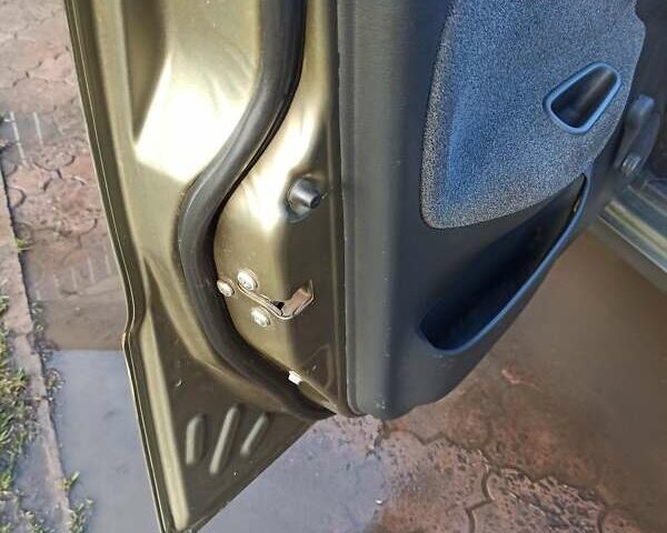 Зелений Деу Сенс, об'ємом двигуна 1.3 л та пробігом 120 тис. км за 2500 $, фото 9 на Automoto.ua