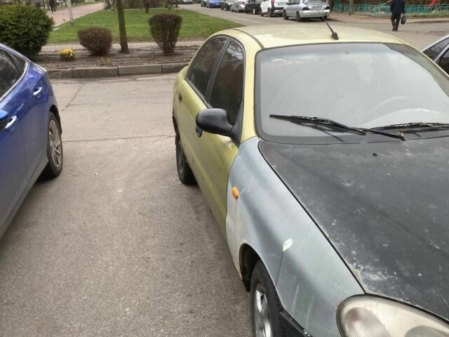 Зеленый Дэу Сенс, объемом двигателя 1.4 л и пробегом 250 тыс. км за 450 $, фото 1 на Automoto.ua