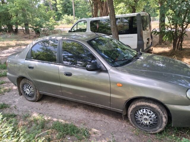 Дэу Сенс 2007 в Полонном на Automoto.ua Зеленый Дэу Сенс, объемом двигателя 1.5 л и пробегом 190 тыс. км за 2000 $, фото 5 на Automoto.ua