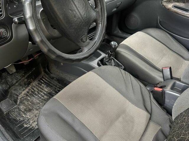 Зеленый Дэу Сенс, объемом двигателя 1.4 л и пробегом 220 тыс. км за 1500 $, фото 4 на Automoto.ua