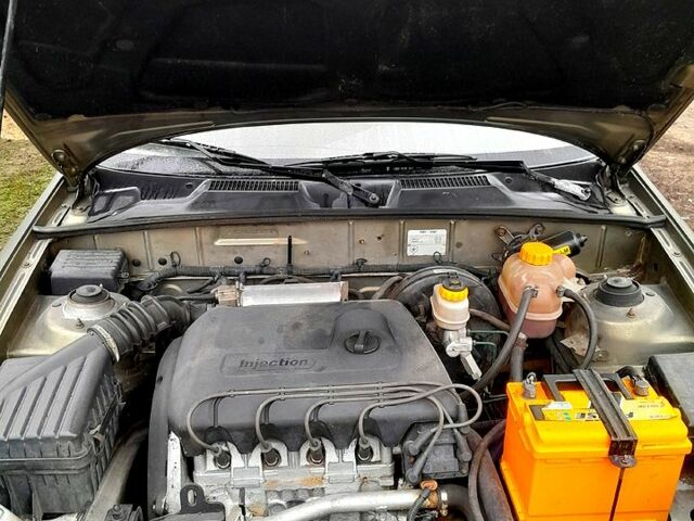 Зеленый Дэу Сенс, объемом двигателя 1.3 л и пробегом 109 тыс. км за 2000 $, фото 4 на Automoto.ua