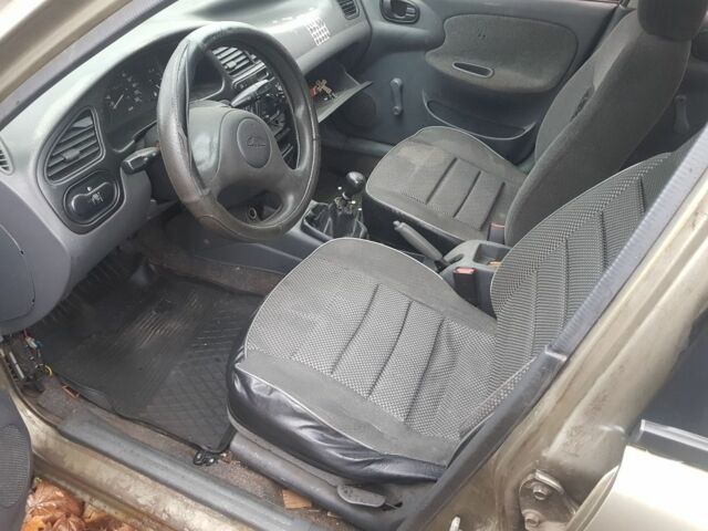 Зеленый Дэу Сенс, объемом двигателя 0 л и пробегом 310 тыс. км за 344 $, фото 8 на Automoto.ua