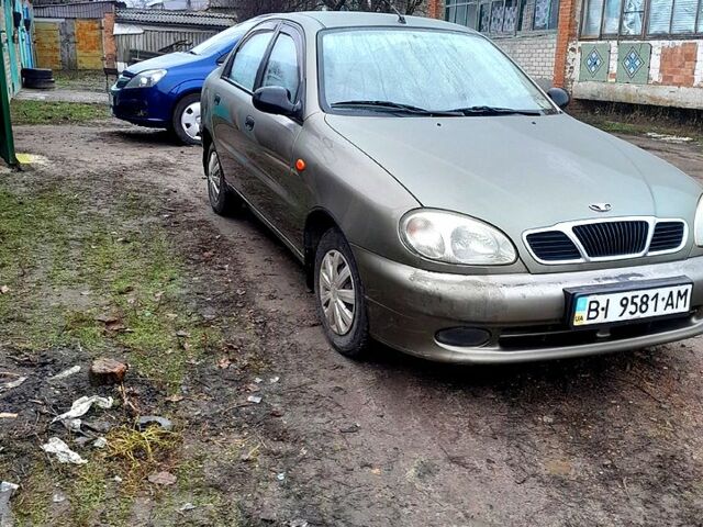 Зеленый Дэу Сенс, объемом двигателя 1.3 л и пробегом 109 тыс. км за 2000 $, фото 1 на Automoto.ua