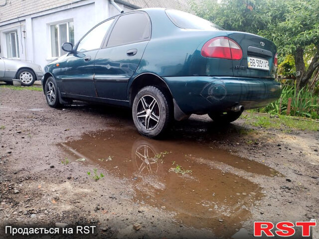 Зеленый Дэу Сенс, объемом двигателя 1.3 л и пробегом 200 тыс. км за 1700 $, фото 3 на Automoto.ua