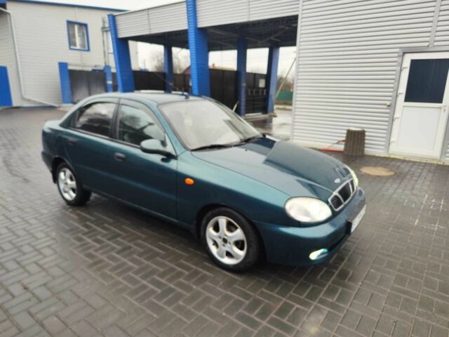 Зеленый Дэу Сенс, объемом двигателя 1.5 л и пробегом 283 тыс. км за 2300 $, фото 1 на Automoto.ua