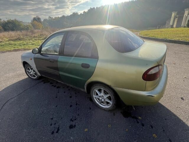 Деу Сенс 2007 у Вінниці на Automoto.ua Зелений Деу Сенс, об'ємом двигуна 1.5 л та пробігом 320 тис. км за 650 $, фото 4 на Automoto.ua
