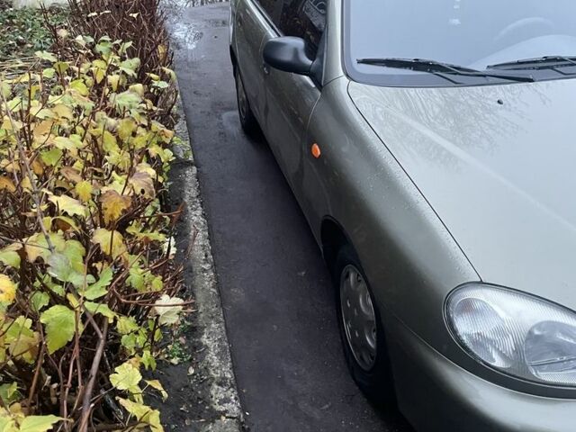 Зелений Деу Сенс, об'ємом двигуна 1.4 л та пробігом 144 тис. км за 2000 $, фото 5 на Automoto.ua