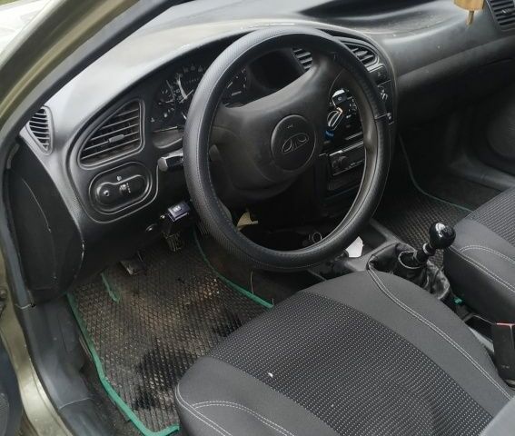 Дэу Сенс 2007 в Луцке на Automoto.ua Зеленый Дэу Сенс, объемом двигателя 0 л и пробегом 1 тыс. км за 1903 $, фото 4 на Automoto.ua