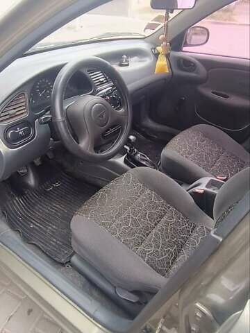 Зеленый Дэу Сенс, объемом двигателя 1.3 л и пробегом 109 тыс. км за 2100 $, фото 4 на Automoto.ua