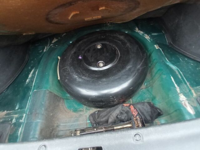 Зелений Деу Сенс, об'ємом двигуна 1.5 л та пробігом 230 тис. км за 2300 $, фото 3 на Automoto.ua