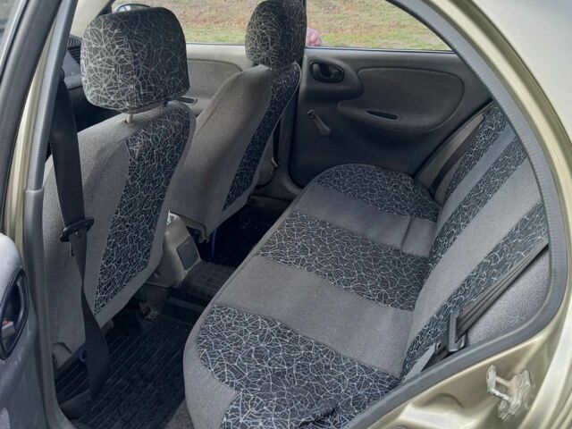 Зелений Деу Сенс, об'ємом двигуна 1.5 л та пробігом 163 тис. км за 2200 $, фото 5 на Automoto.ua