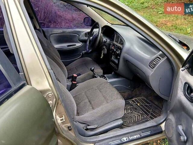 Зеленый Дэу Сенс, объемом двигателя 1.3 л и пробегом 200 тыс. км за 1400 $, фото 1 на Automoto.ua