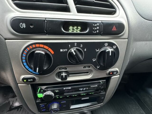 Зеленый Дэу Сенс, объемом двигателя 1.6 л и пробегом 258 тыс. км за 2399 $, фото 10 на Automoto.ua