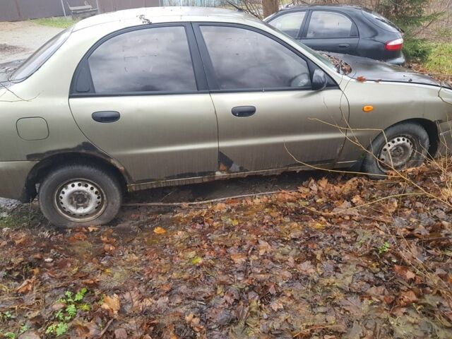 Зеленый Дэу Сенс, объемом двигателя 0 л и пробегом 310 тыс. км за 344 $, фото 3 на Automoto.ua