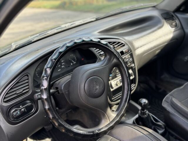 Зеленый Дэу Сенс, объемом двигателя 1.4 л и пробегом 168 тыс. км за 1700 $, фото 5 на Automoto.ua