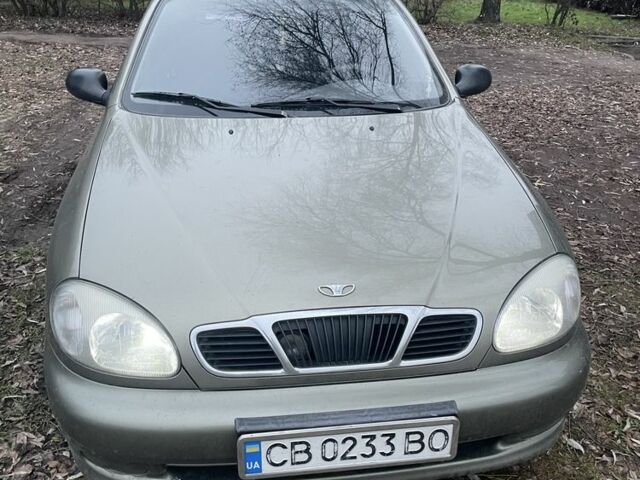 Зелений Деу Сенс, об'ємом двигуна 1.4 л та пробігом 144 тис. км за 2000 $, фото 3 на Automoto.ua