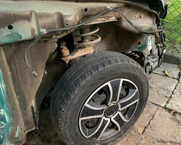 Зеленый Дэу Сенс, объемом двигателя 1.3 л и пробегом 177 тыс. км за 1200 $, фото 5 на Automoto.ua