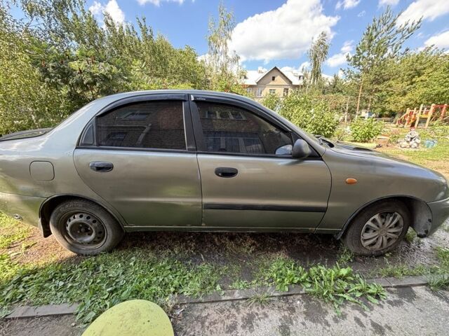 Зеленый Дэу Сенс, объемом двигателя 1.5 л и пробегом 20 тыс. км за 1309 $, фото 4 на Automoto.ua