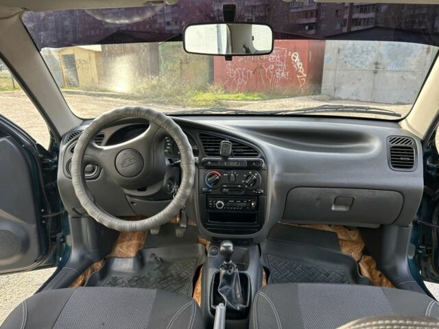 Зелений Деу Сенс, об'ємом двигуна 1.4 л та пробігом 198 тис. км за 2100 $, фото 5 на Automoto.ua