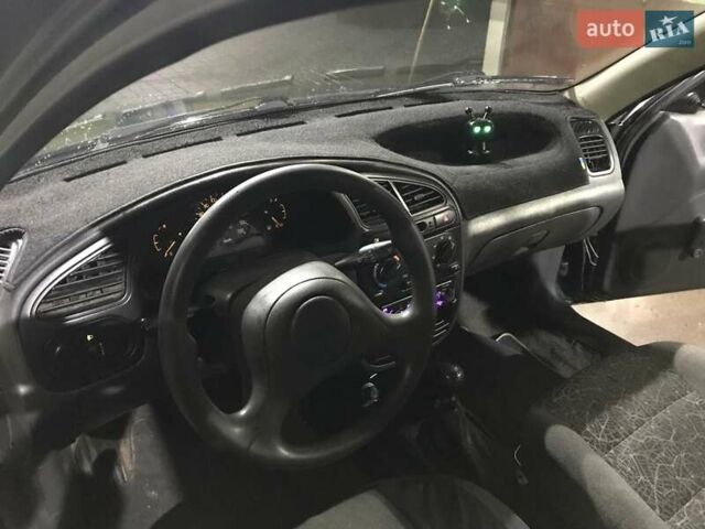 Зелений Деу Сенс, об'ємом двигуна 1.4 л та пробігом 300 тис. км за 1400 $, фото 4 на Automoto.ua