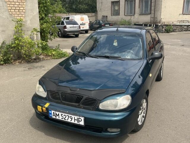 Зеленый Дэу Сенс, объемом двигателя 1.4 л и пробегом 245 тыс. км за 1600 $, фото 2 на Automoto.ua
