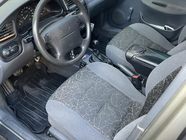 Зеленый Дэу Сенс, объемом двигателя 1.4 л и пробегом 173 тыс. км за 2650 $, фото 4 на Automoto.ua