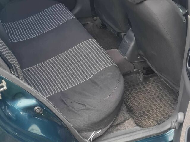 Зеленый Дэу Сенс, объемом двигателя 1.5 л и пробегом 426 тыс. км за 900 $, фото 2 на Automoto.ua