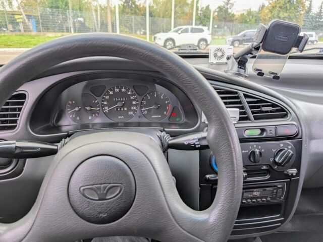 Зеленый Дэу Сенс, объемом двигателя 1.5 л и пробегом 254 тыс. км за 2700 $, фото 9 на Automoto.ua