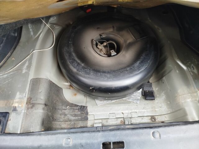 Зелений Деу Сенс, об'ємом двигуна 1.5 л та пробігом 164 тис. км за 2850 $, фото 17 на Automoto.ua