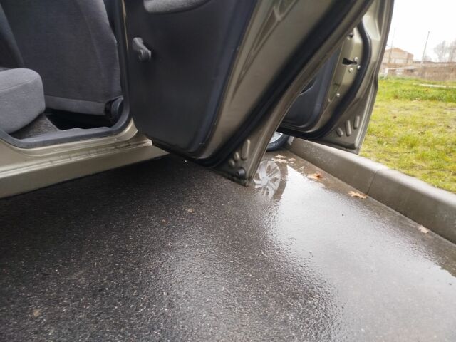 Зелений Деу Сенс, об'ємом двигуна 1.5 л та пробігом 164 тис. км за 2850 $, фото 12 на Automoto.ua