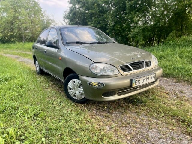 Зеленый Дэу Сенс, объемом двигателя 1.4 л и пробегом 173 тыс. км за 850 $, фото 4 на Automoto.ua