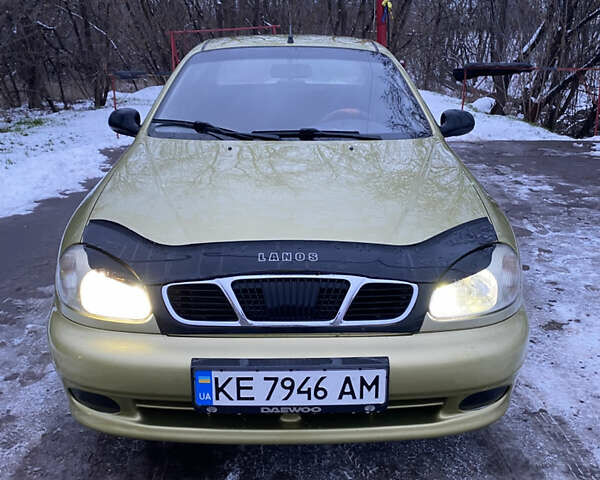 Зеленый Дэу Сенс, объемом двигателя 1.3 л и пробегом 268 тыс. км за 1900 $, фото 1 на Automoto.ua